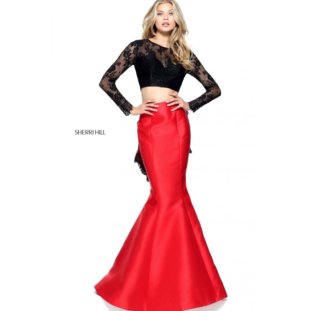 Sherri Hill 51169 two piece mermaid formal set size 6 red black lace